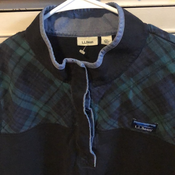LLBean pullover with buttons and plaid accent - Picture 4 of 6
